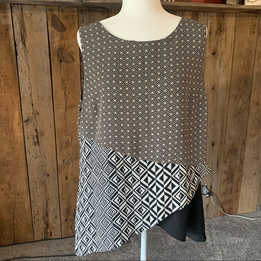 Dana Buchnan XXL Patterned Dress Tank